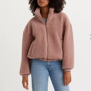 NWT! Levi’s Cozy Pink Sherpa Jacket